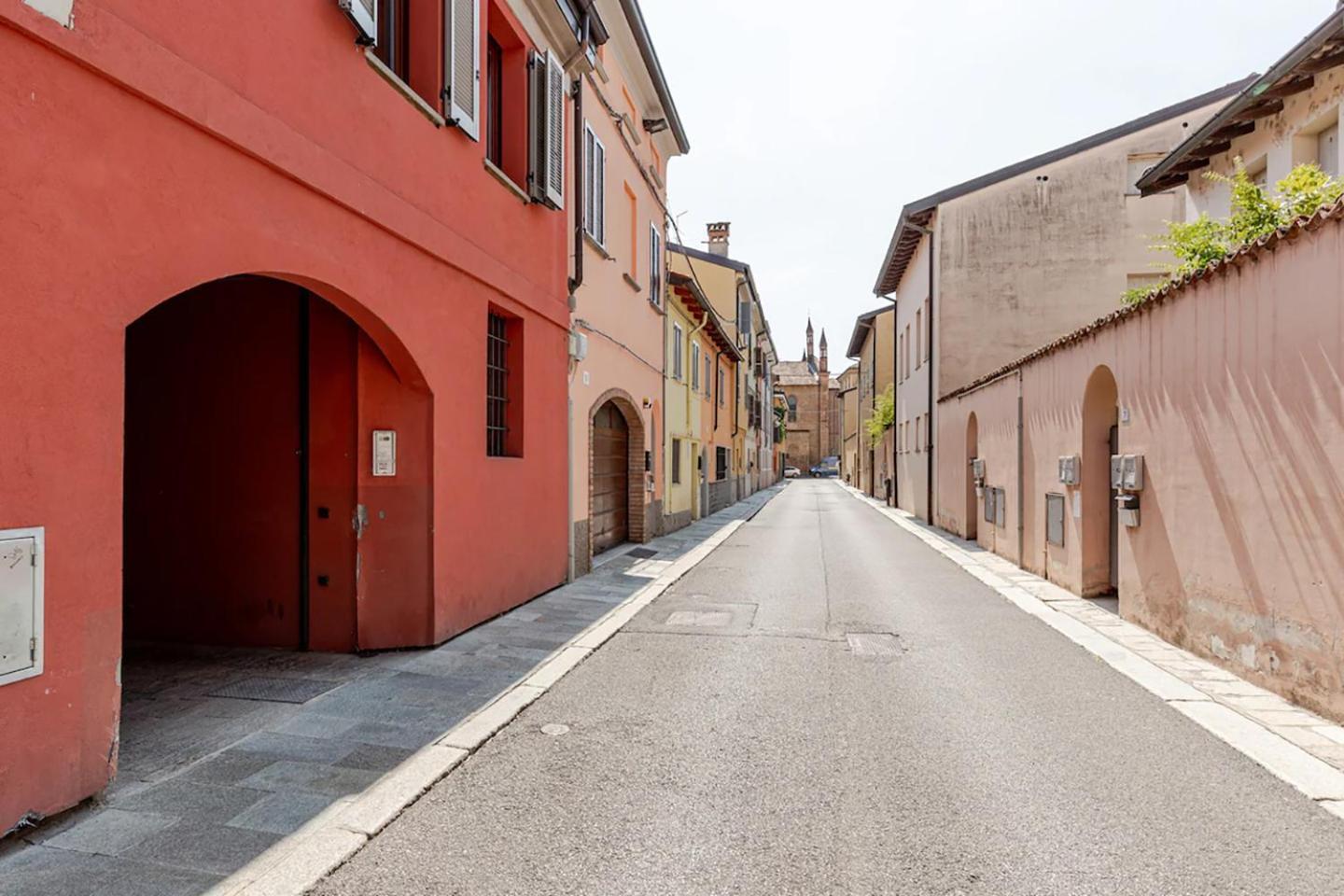 Piacenza Open Space Exterior photo